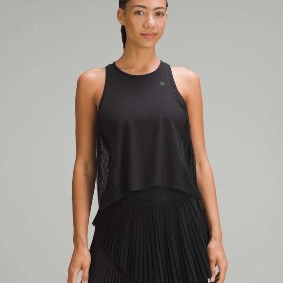 lululemon athletica Tops - NWOT Lululemon Black Tank Top w/Pleated Sheer Mesh Side Panels - Size 8